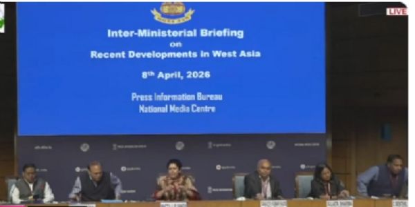 ದೇಶದಲ್ಲಿ ಇಂಧನ ಪೂರೈಕೆ ಸ್ಥಿರ: ವದಂತಿಗಳಿಗೆ ಕಿವಿಗೊಡಬೇಡಿ: ಕೇಂದ್ರ ಸರ್ಕಾರ