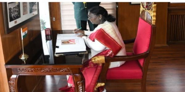 ಶಿಮ್ಲಾದ ಸೇನಾ ತರಬೇತಿ ಕಮಾಂಡ್ ಗೆ ರಾಷ್ಟ್ರಪತಿ ಭೇಟಿ