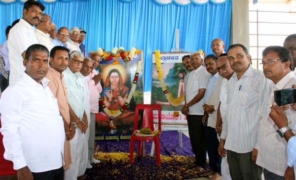 ಹೇಮರೆಡ್ಡಿ ಮಲ್ಲಮ್ಮ ಸ್ತ್ರೀ ಕುಲಕ್ಕೆ ತಿಲಕ : ವೆಂಕನಗೌಡ ವಟಗಲ್