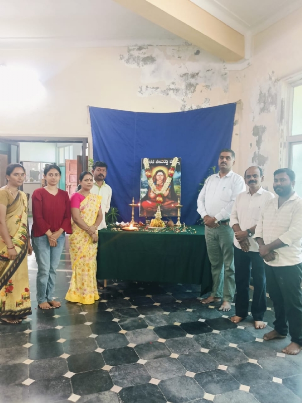Bellary: District administration celebrates Hemareddy Mallamma Jayanti