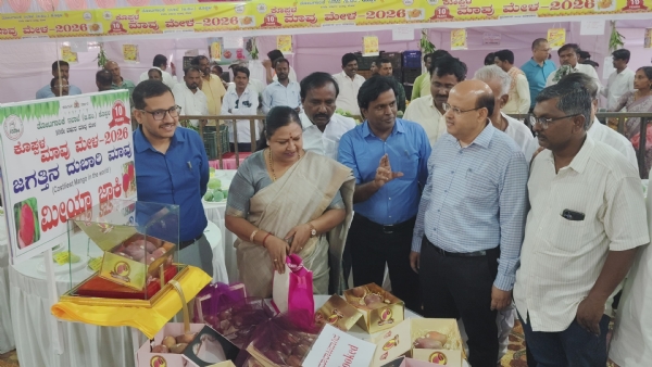 ಕೊಪ್ಪಳ : ಮಾವು ಪ್ರದರ್ಶನ - ಮಾರಾಟ ಮೇಳಕ್ಕೆ ಚಾಲನೆ
