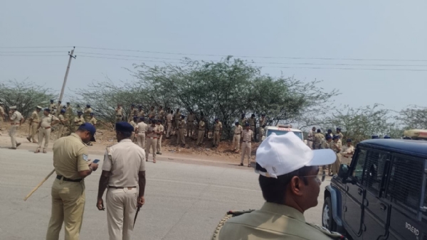 ಕುಡತಿನಿ - ಭೂ ಸಂತ್ರಸ್ತರಿಂದ ಭೂಮಿ ಪ್ರವೇಶ ; ಪೊಲೀಸರಿಂದ ತಡೆ
