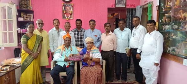 ಕೊಪ್ಪಳ : ತಾಲೂಕು ೨ನೇ ಚುಟುಕು ಸಾಹಿತ್ಯ ಸಮ್ಮೇಳನ ಸವಾ೯ಧ್ಯಕ್ಷ  - ಕವಿ ಶ್ರೀನಿವಾಸ್ ಚಿತ್ರಗಾರ