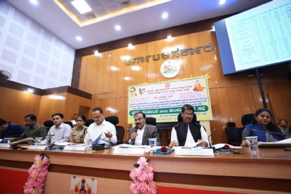 ಪರಿಶಿಷ್ಟ ಜಾತಿ-ಪಂಗಡಗಳ ಕಲ್ಯಾಣಕ್ಕೆ ಆದ್ಯತೆ ನೀಡಿ ಪರಿಶಿಷ್ಟ ಜಾತಿ-ಪಂಗಡಗಳ ಕಲ್ಯಾಣಕ್ಕೆ ಆದ್ಯತೆ ನೀಡಿ