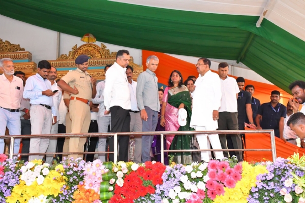ಪರಿಶೀಲನೆ ಪರಿಶೀಲನೆ