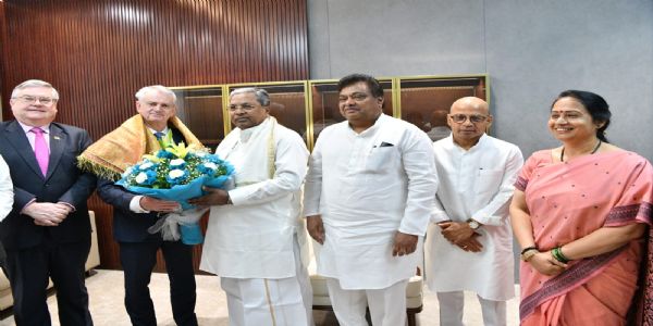 ಕೆನಡಾ ನಿಯೋಗದಿಂದ ಮುಖ್ಯಮಂತ್ರಿ ಭೇಟಿ