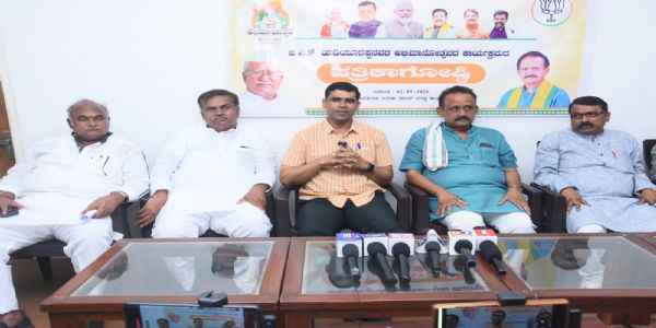 ಯಡಿಯೂರಪ್ಪ ಅಭಿಮಾನೋತ್ಸವ : ವಿಜಯಪುರದಿಂದ 20 ಸಾವಿರ ಅಭಿಮಾನಿಗಳು
