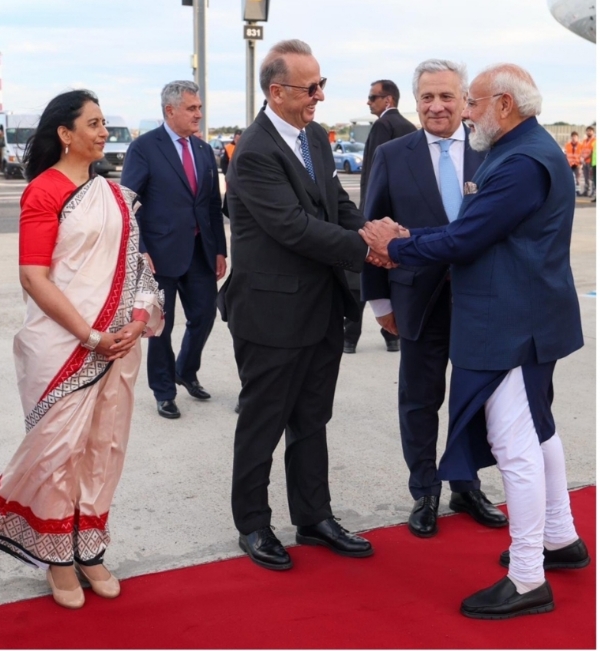 Pm in rom Pm in rom