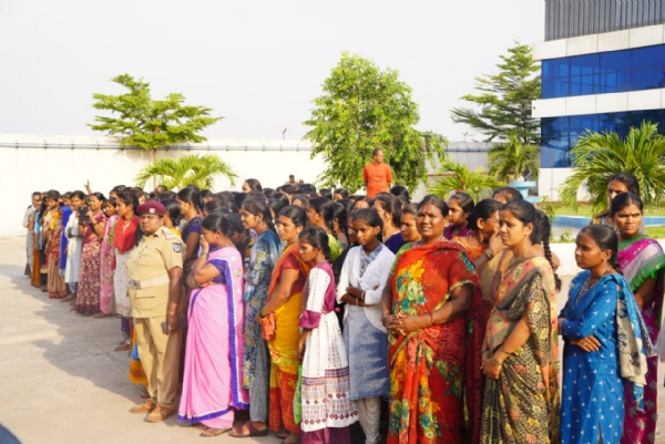 ತುರ್ತು ರಕ್ಷಣೆಗಾಗಿ ಕೈಗಾರಿಕೆಗಳಲ್ಲಿ ಅಣಕು : ಡಿಎಸ್ಪಿ ಜಿ.ಎಂ. ತಿಪ್ಪೇಸ್ವಾಮಿ