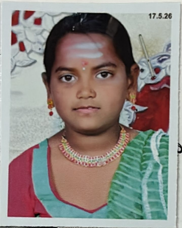 Housewife missing with two children Housewife missing with two children