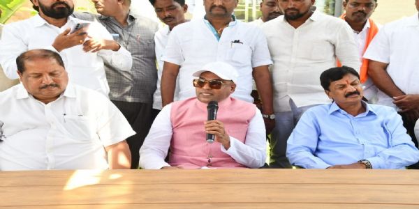 ಎಸ್ಸಿ–ಎಸ್ಟಿ ಮೀಸಲಾತಿ ವಿಚಾರದಲ್ಲಿ ಹೋರಾಟಕ್ಕೆ ತೀರ್ಮಾನ : ಶ್ರೀರಾಮುಲು