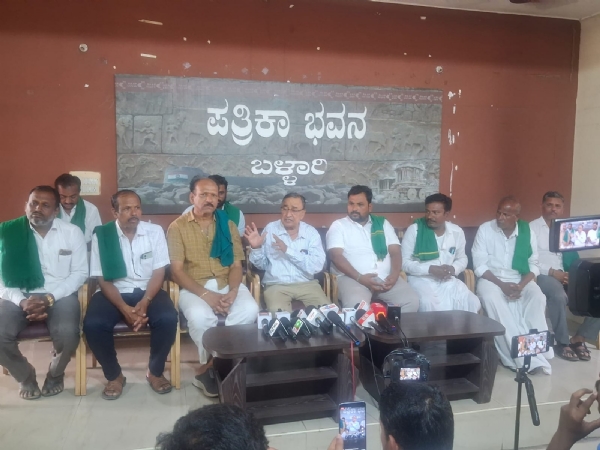 ತುಂಗಭದ್ರ ಹೂಳು ತೆಗೆಯಿರಿ, ಇಲ್ಲವಾದಲ್ಲಿ ಪ್ರತಿಭಟನೆ : ಡಾ. ಜಿ. ಪುರುಷೋತ್ತಮ ಗೌಡ