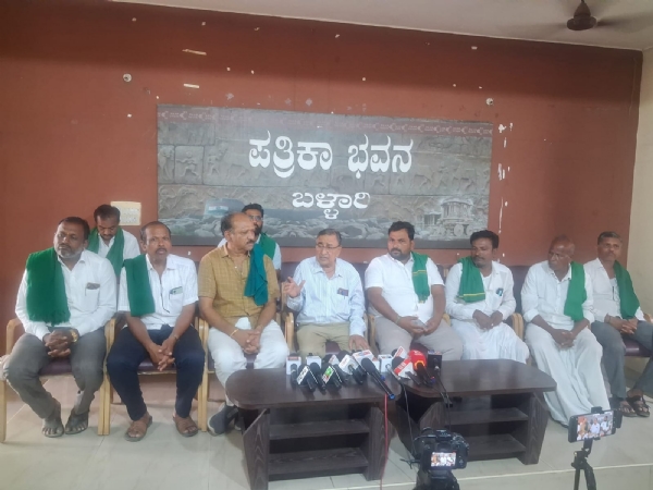 ತುಂಗಭದ್ರ ಹೂಳು ತೆಗೆಯಿರಿ, ಇಲ್ಲವಾದಲ್ಲಿ ಪ್ರತಿಭಟನೆ : ಡಾ. ಜಿ. ಪುರುಷೋತ್ತಮ ಗೌಡ