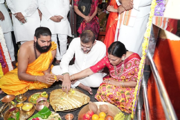 Gold ornaments worth crores donated
