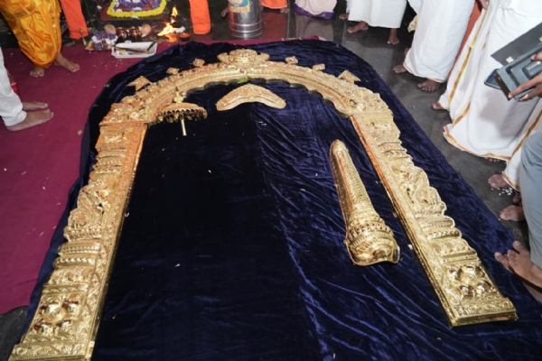Gold ornaments worth crores donated