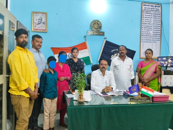 ತೋರಣಗಲ್ಲಿಂದ ಎರೆಡು ವರ್ಷಗಳ ಹಿಂದೆ ತಾಯಿ - ಮಗ ಕಾಣೆ : ಆಂಧ್ರದಲ್ಲಿ ಪತ್ತೆ