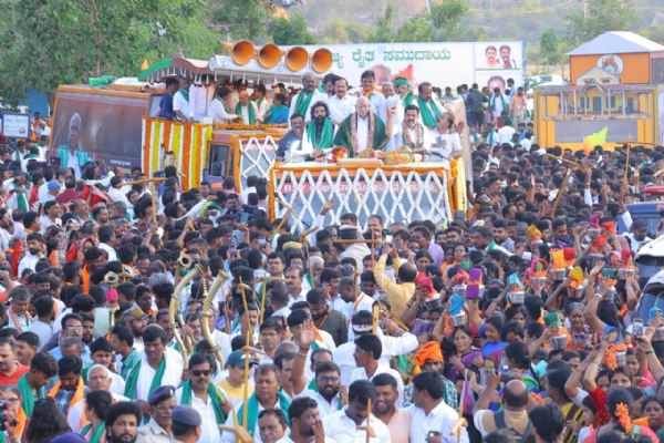ನಿನ್ನೆ ಬಿಎಸ್ ವೈ ಪುರ ಪ್ರವೇಶದ ಚಿತ್ರ