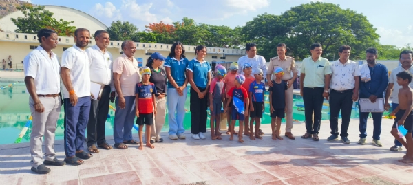 A swimming competition that attracted attention