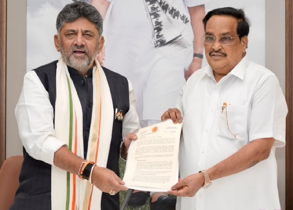 Cm meets center minister