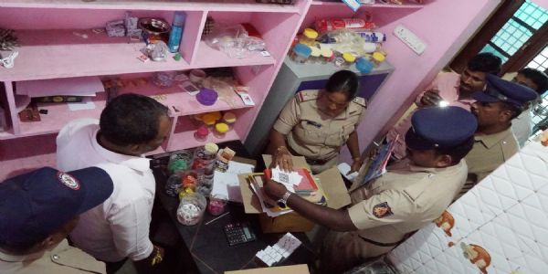 ಕುಡತಿನಿ : ಕ್ಲಬ್ ಗಳ ಮೇಲೆ ದಾಳಿ, 69 ಜನರ ವಿರುದ್ಧ ಪ್ರಕರಣ