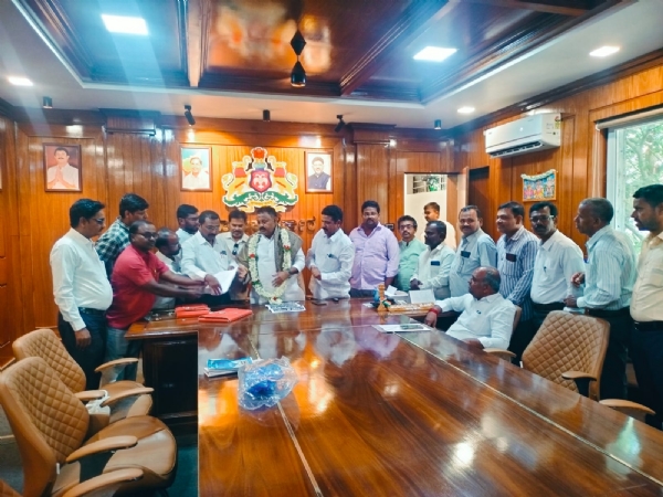 ಖಾಯಂಗೊಳಿಸಿ ಭದ್ರತೆ ಒದಗಿಸಿ ; ಅತಿಥಿ ಉಪನ್ಯಾಸಕರ ಸಂಘದ ಮನವಿ ಖಾಯಂಗೊಳಿಸಿ ಭದ್ರತೆ ಒದಗಿಸಿ ; ಅತಿಥಿ ಉಪನ್ಯಾಸಕರ ಸಂಘದ ಮನವಿ