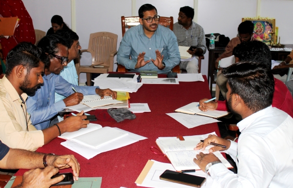 ಕೊಪ್ಪಳ : ನೀರಿನ ಸಂಗ್ರಹ, ನೀರಿನ ಮೂಲಗಳ ಸ್ವಚ್ಛತೆಗೆ ಕ್ರಮ : ಸಿಇಒ ವರ್ಣಿತ್ ನೇಗಿ