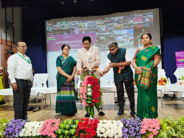 ಮಹಿಳಾ ಮತ್ತು ಮಕ್ಕಳ ಅಭಿವೃದ್ಧಿ ಇಲಾಖೆಯ ಆಶ್ರಯದಲ್ಲಿ ನಡೆದ ವಿಶ್ವ ಹಿರಿಯ ನಾಗರಿಕರ ಮೇಲಿನ ದೌರ್ಜನ್ಯ ತಡೆ ಜಾಗೃತಿ ದಿನಾಚರಣೆಯನ್ನು ಕಾನೂನು ಸೇವಾ ಪ್ರಾಧಿಕಾರದ ಸದಸ್ಯ ಕಾರ್ಯದರ್ಶಿ ಪ್ರಭು ಎನ್. ಬಡಿಗೇರ್ ಉದ್ಘಾಟಿಸಿದರು.