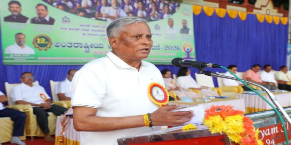 ತುಮಕೂರಿನಲ್ಲಿ ಅಂತಾರಾಷ್ಟ್ರೀಯ ಯೋಗ ದಿನಾಚರಣೆ