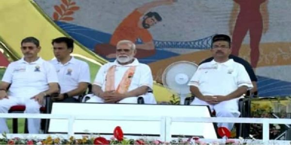 ಯೋಗ ಮಾನವ ಚೇತನೆಯೊಂದಿಗೆ ಸಂಪರ್ಕ ಸಾಧಿಸುವ ಮಾರ್ಗ : ಪ್ರಧಾನಿ ಮೋದಿ