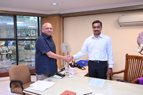 DIG M.N. Anuchet assumes charge as Commissioner of Information Department
