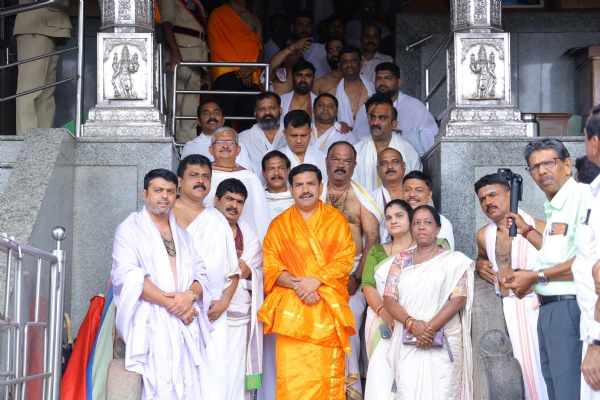 ಧರ್ಮಸ್ಥಳದಲ್ಲಿ ವಿಜಯೇಂದ್ರ