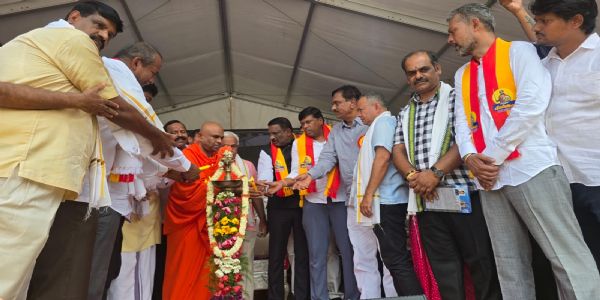 ಕೆಂಪೇಗೌಡರು ನಿರ್ಮಿಸಿದ ಬೆಂಗಳೂರು ಸರ್ವಜನಾಂಗದ ಶಾಂತಿಯ ತೋಟ