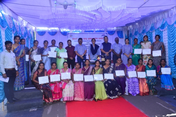 ತೋರಣಗಲ್ಲು : 270 ಗ್ರಾಮೀಣ ಮಹಿಳೆಯರಿಗೆ ಜೆಎಸ್ಡಬ್ಲ್ಯೂ ಫೌಂಡೇಶನ್  ಹೊಲಿಗೆ ತರಬೇತಿ