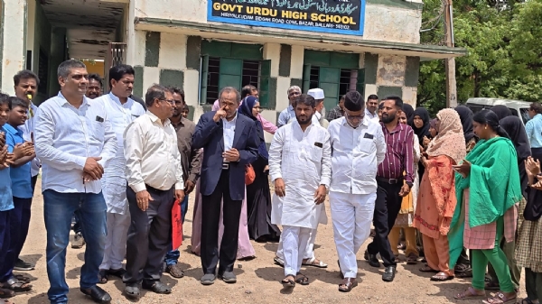 Minorities Commission Chairman U. Nisar Ahmed visits school;