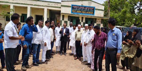 ಅಲ್ಪಸಂಖ್ಯಾತರ ಆಯೋಗದ ಅಧ್ಯಕ್ಷ ಯು.ನಿಸಾರ್ ಅಹಮದ್ ಶಾಲೆ ಭೇಟಿ