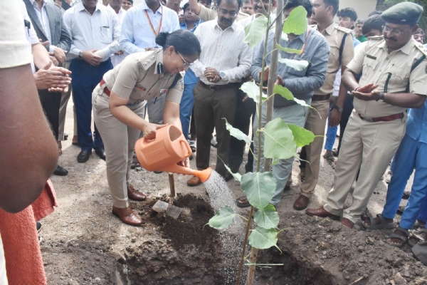 5,000 sapling planting program initiated by DC Nagendra Prasad 5,000 sapling planting program initiated by DC Nagendra Prasad