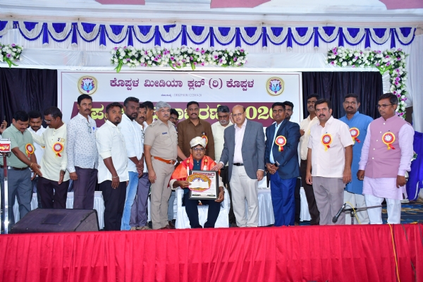 ಪತ್ರಿಕಾ ಸ್ವಾತಂತ್ರ್ಯ ಅಪಾಯದಲ್ಲಿ : ಹೊನಕೆರೆ ನಂಜುಂಡೇಗೌಡ ಕಳವಳ