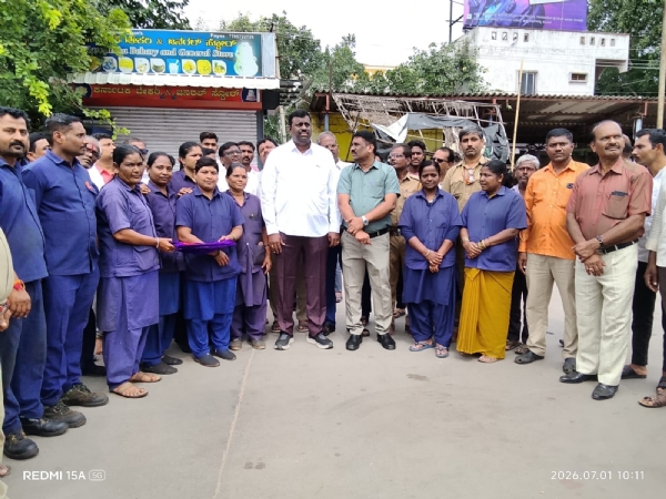 ಕೊಪ್ಪಳ-ತಳಕಲ್ ಬಸ್ ಸಂಚಾರಕ್ಕೆ ಶಾಸಕ ಕೆ.ರಾಘವೇಂದ್ರ ಹಿಟ್ನಾಳ ಚಾಲನೆ