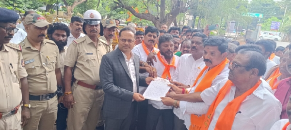 Demand for unveiling of Valmiki statue Demand for unveiling of Valmiki statue