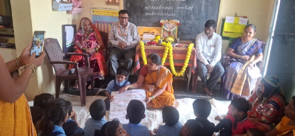 ಹಿರೇ ಸೂಳಿಕೇರಿ ತಾಂಡಾ : ಅಂಗನವಾಡಿ ಮಕ್ಕಳಿಗೆ ಅಕ್ಷರಾಭ್ಯಾಸ ಹಾಗೂ ಬೀಳ್ಕೊಡುಗೆ ಹಿರೇ ಸೂಳಿಕೇರಿ ತಾಂಡಾ : ಅಂಗನವಾಡಿ ಮಕ್ಕಳಿಗೆ ಅಕ್ಷರಾಭ್ಯಾಸ ಹಾಗೂ ಬೀಳ್ಕೊಡುಗೆ
