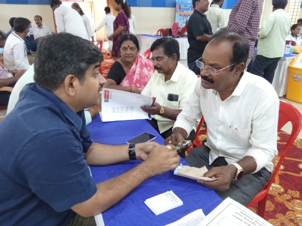 ಪತ್ರಕರ್ತರು ಆರೋಗ್ಯದ ಕಾಳಜಿ ವಹಿಸಬೇಕು : ಮುಂಡ್ರಗಿ ನಾಗರಾಜ್ ಪತ್ರಕರ್ತರು ಆರೋಗ್ಯದ ಕಾಳಜಿ ವಹಿಸಬೇಕು : ಮುಂಡ್ರಗಿ ನಾಗರಾಜ್