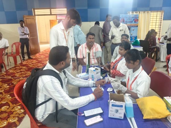 ಪತ್ರಕರ್ತರು ಆರೋಗ್ಯದ ಕಾಳಜಿ ವಹಿಸಬೇಕು : ಮುಂಡ್ರಗಿ ನಾಗರಾಜ್ ಪತ್ರಕರ್ತರು ಆರೋಗ್ಯದ ಕಾಳಜಿ ವಹಿಸಬೇಕು : ಮುಂಡ್ರಗಿ ನಾಗರಾಜ್
