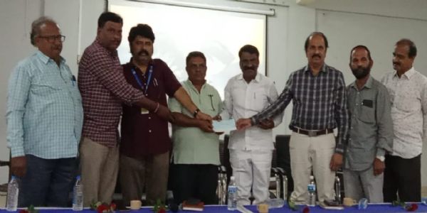 ಪತ್ರಕರ್ತರು ಆರೋಗ್ಯದ ಕಾಳಜಿ ವಹಿಸಬೇಕು : ಮುಂಡ್ರಗಿ ನಾಗರಾಜ್