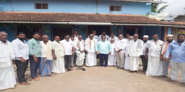 ಹಾನಗಲ್: ಕಾಂಗ್ರೆಸ್ ಸೇರ್ಪಡೆಯಾದ ಬಿಜೆಪಿ ಮುಖಂಡರು