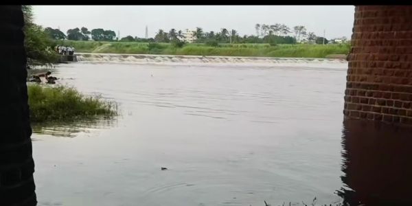 ಬಂದಷ್ಟೇ ವೇಗದಲ್ಲಿ ಸೊರಗಿದ ಘಟಪ್ರಭಾ ನದಿ ಹರಿವು – ಒಂದೇ ದಿನದಲ್ಲಿ ನೀರಿನ ಪ್ರಮಾಣದಲ್ಲಿ ಭಾರೀ ಇಳಿಕೆ