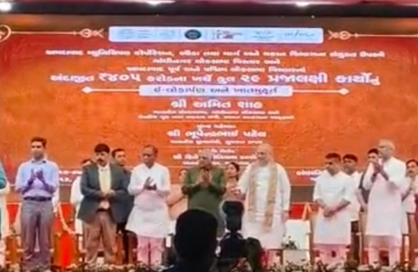ಅಭಿವೃದ್ಧಿ ಕಾಮಗಾರಿಗಳಿಗೆ ಅಮಿತ್ ಶಾ ಚಾಲನೆ