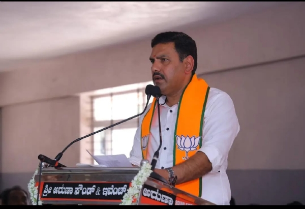 ಎಸ್ಐಆರ್ : 20 ವರ್ಷಗಳ ರಾಜಕೀಯ ಭವಿಷ್ಯ : ಬಿ.ವೈ. ವಿಜಯೇಂದ್ರ