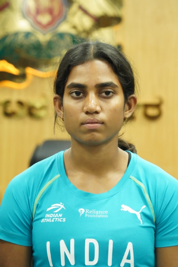 ಏಷ್ಯನ್ ಅಥ್ಲೆಟಿಕ್ಸ್ : ಬೆಳ್ಳಿ ಪದಕ ವಿಜೇತೆ ಸುದೀಕ್ಷಾಗೆ ಸನ್ಮಾನ ಏಷ್ಯನ್ ಅಥ್ಲೆಟಿಕ್ಸ್ : ಬೆಳ್ಳಿ ಪದಕ ವಿಜೇತೆ ಸುದೀಕ್ಷಾಗೆ ಸನ್ಮಾನ