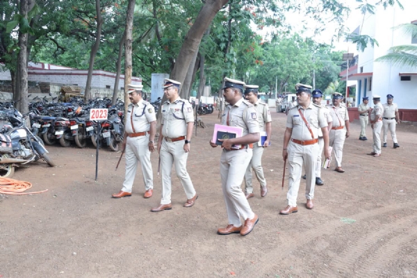 ಪೋಲಿಸ್ ಪೋಲಿಸ್