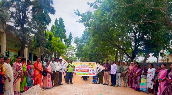 ಇರಕಲ್ಲಗಡಾದಲ್ಲಿ ಮತದಾರರ ಪಟ್ಟಿ ಪರಿಷ್ಕರಣೆಯ ಜಾಗೃತಿ ಜಾಥಾ